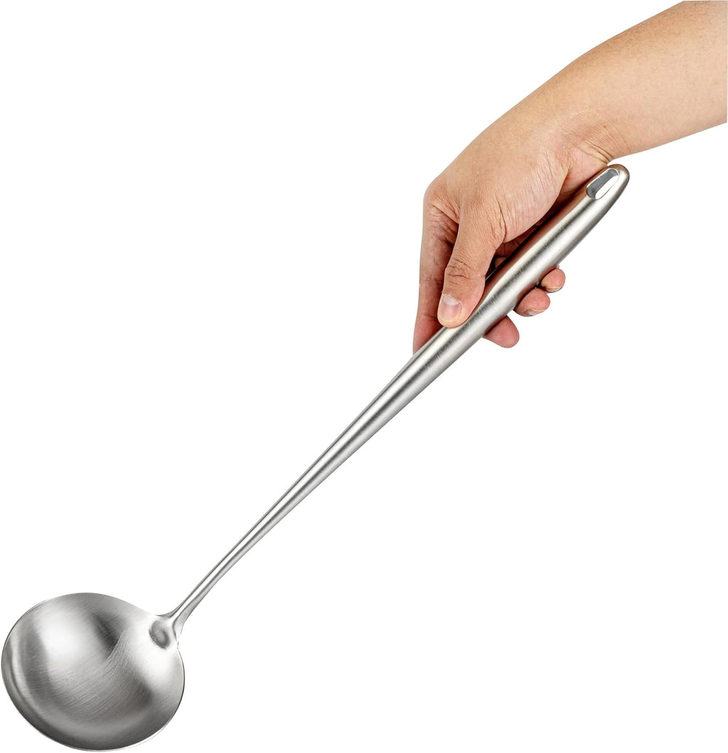Restaurantware Stainless Steel Wok Ladle 10 Count 17 Inch Long Handle Cooking Utensil, Heat-Resistant, Dishwasher-Friendly Wok Accessory, Silver Kitchen Tool for Sauces and Soups