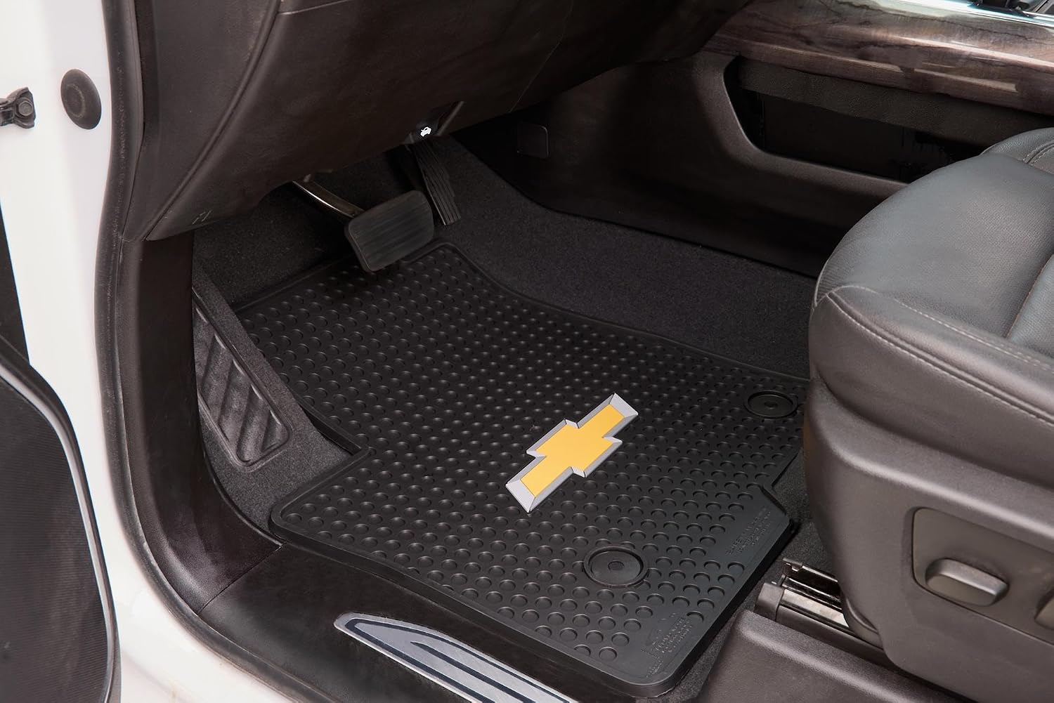 Lloyd Mats Signature Rubber All Weather Floor Mats for Chevy Silverado 1500/2500/3500 2019-ON Double or Crew Cab - 3PC Fronts + Rear