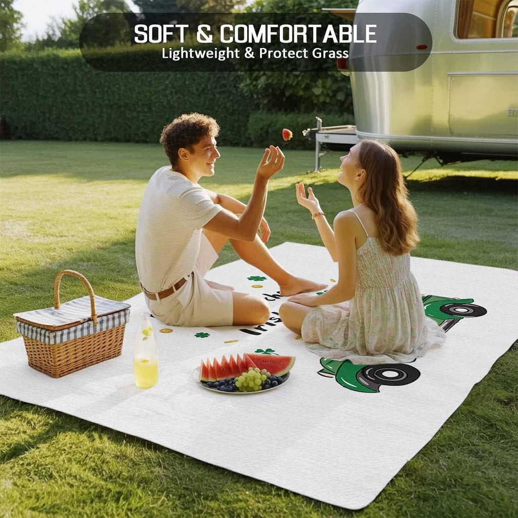 Outdoor Rug 4x6ft Saint Patrick's Day Green Irish Shamrock Leaf Truck Patio Area Rugs Waterproof Easy Cleaning Non Shedding Thick Mats White Carpet for Indoor Outdoor Porch Deck Backyard Balcony