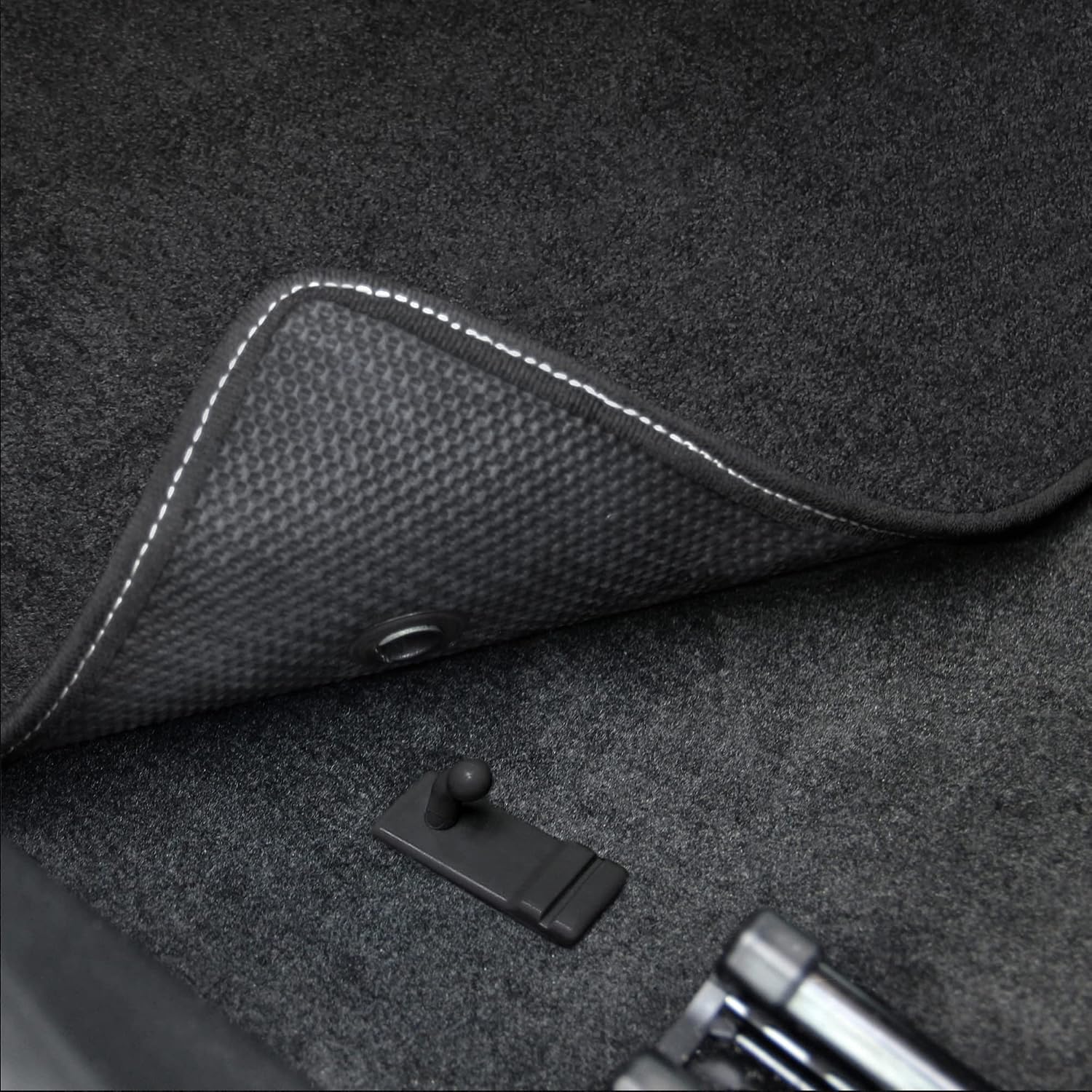 Lloyd Mats Floor Mats for Chevrolet Chevelle 1966-1967 | 2PC Front Mats | Black | Non-Slip Backing