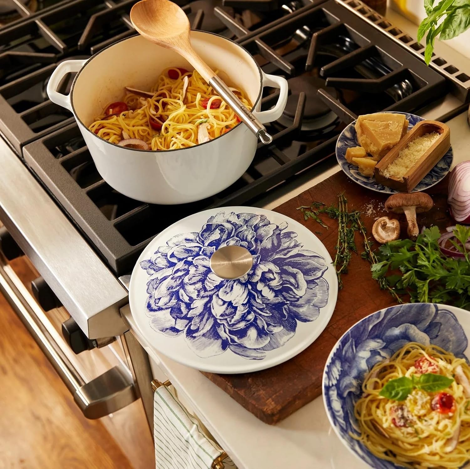 Cuisinart Caskata™ 5 Qt. Round Covered Casserole