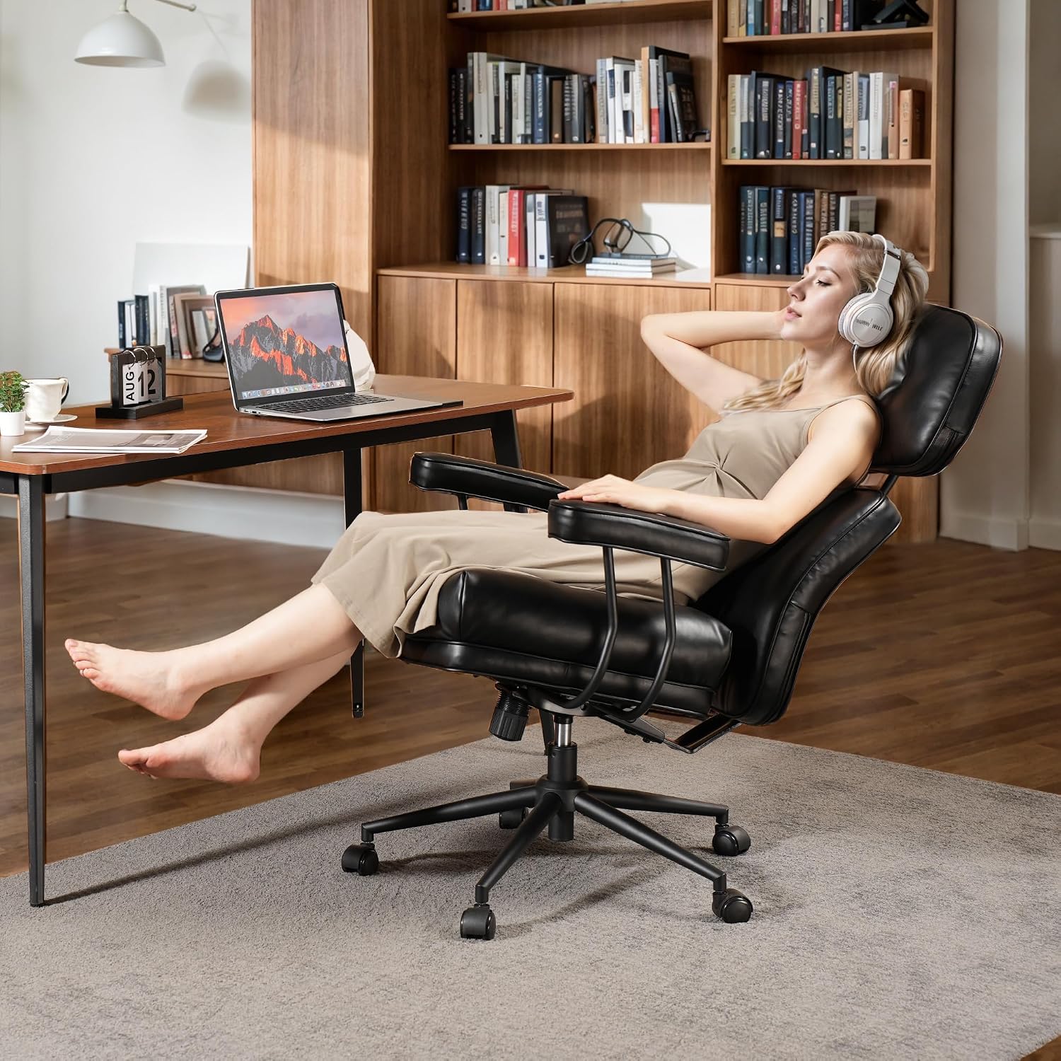 CAODOC Big and Tall Office Chair, 300LBS PU Leather Executive Office Chair Whit Lumbar Support, Managerial Home Desk Chair, Heavy Duty High Back Computer Chair(PU Leather Black)