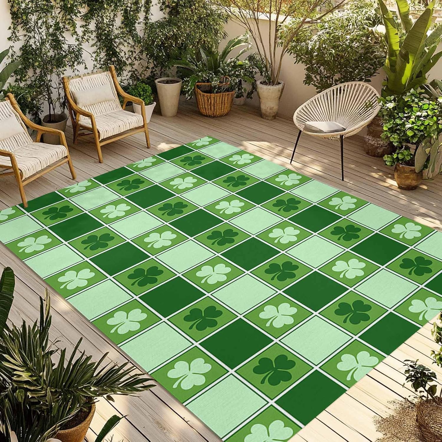 Outdoor Rug 4x6ft St. Patrick's Day Geometric Plaid Shamrocks Leaf Patio Area Rugs Waterproof Easy Cleaning Non Shedding Thick Mats Green Carpet for Indoor Outdoor Porch Deck Backyard Balcony