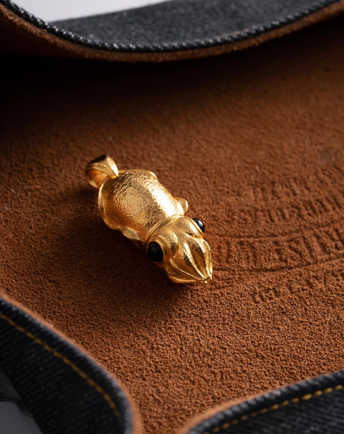 COPPERTIST.WU Cuttlefish Box Opener Pendant Necklace Cute Box Cutter Dangle Charm Squid Jewelry Gift for Men Women (Chain not included)