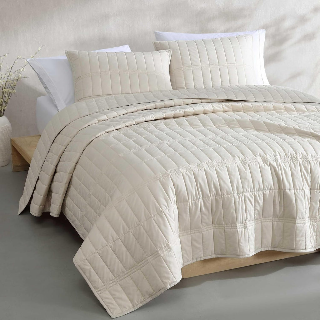 Calvin Klein - Twin Quilt Set, Cotton Percale Weave Bedding with Matching Sham, Crisp & Cool, Dorm Essentials, Oeko-Tex Certified (Washed Percale Light Beige)