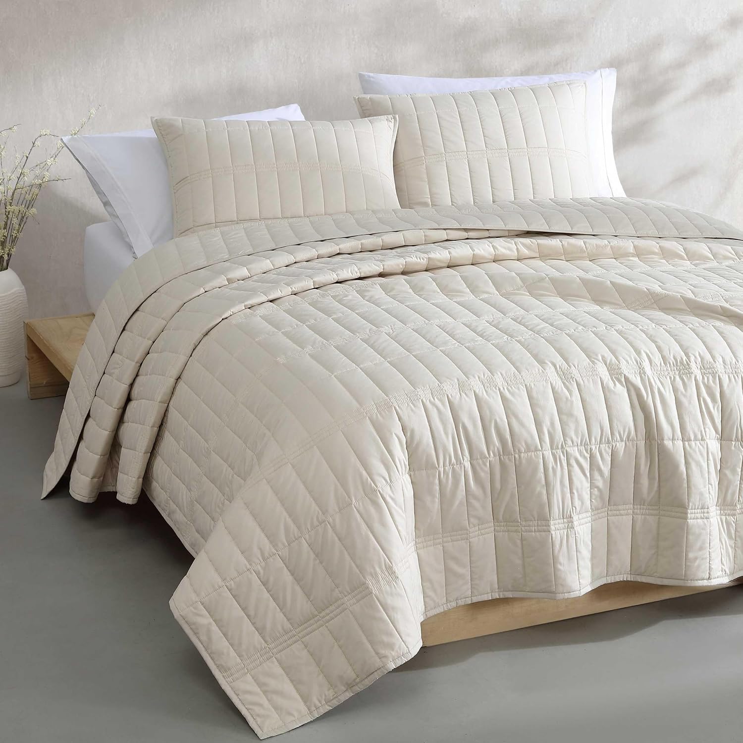 Calvin Klein - Twin Quilt Set, Cotton Percale Weave Bedding with Matching Sham, Crisp & Cool, Dorm Essentials, Oeko-Tex Certified (Washed Percale Light Beige)