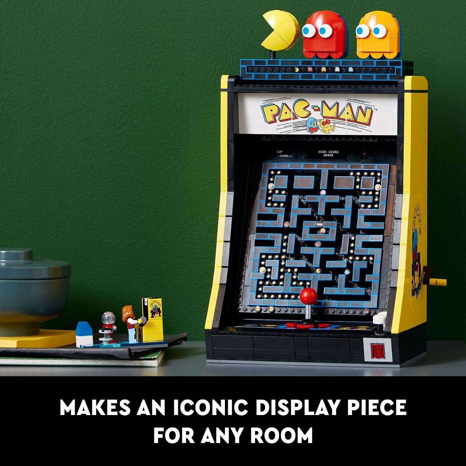 LEGO Icons PAC-Man Arcade Building Sets for Adults - Collectible Office, Shelf, or Bedroom Decor - Gifts for Men & Women - W/Moving Handle to Recreate Game - 10323