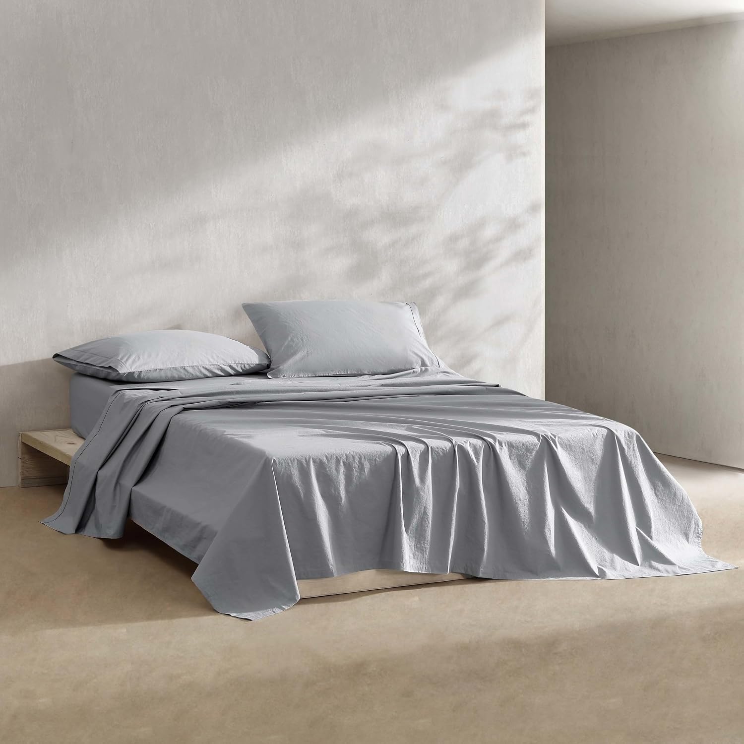 Calvin Klein - King Sheet Set, Crisp & Tailored Cooling Sheets with a Cotton Percale Lightweight Feel, Deep Pockets - Bed Sheets with Matching Pillowcases & Fitted Sheet (Washed Percale Steel Blue)