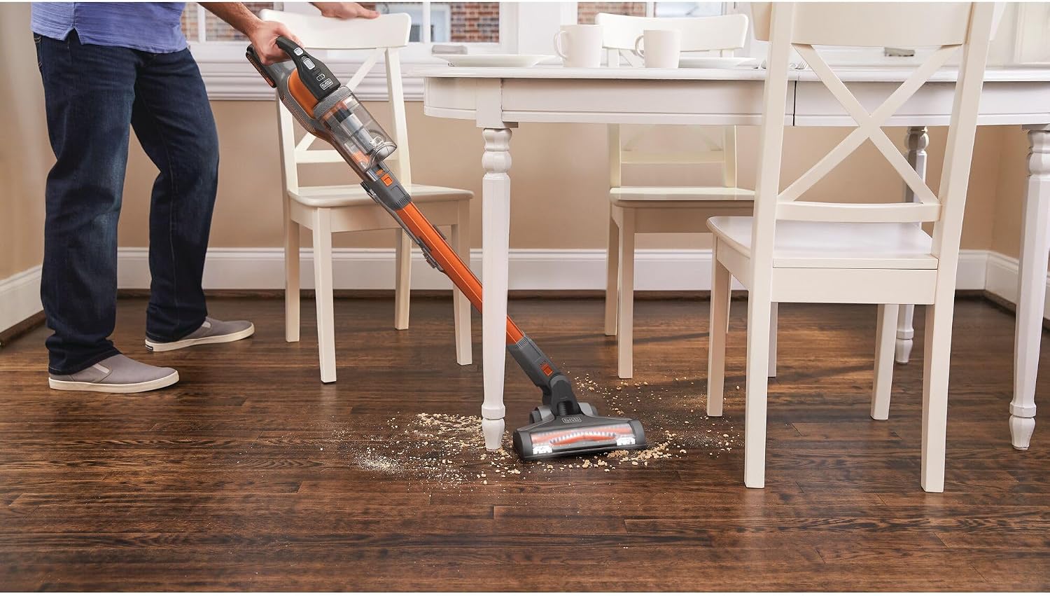 Black+Decker BHFEV182C 4-in-1 Cordless Upright Vacuum Cleaner (18 V, 2.0 Ah, To, Electric Brush Head, Narrow Spacer, Charger and Wall Mount)