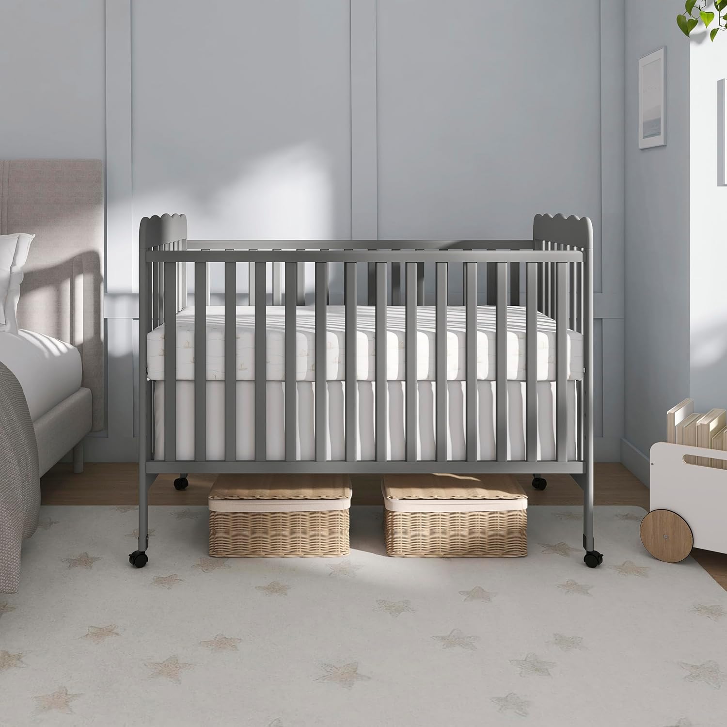 Dream On Me Carson Classic 3-in-1 Convertible Full-Size Baby Crib in Steel Grey, GreenGuard Gold & BSA, 4 Mattress Heights, Converts to Day & Toddler Bed, Locking Wheels, Classic Nursery Design