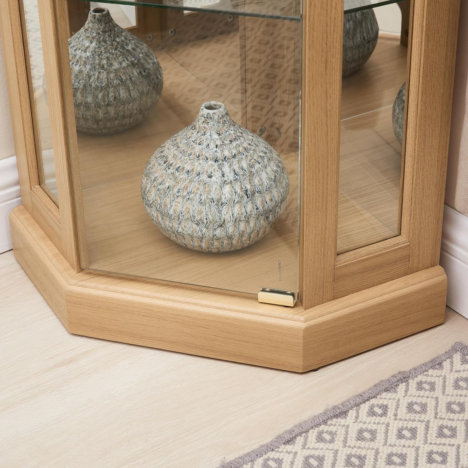 JT Corner Glass Cabinet Lighted Curio Cabinet Corner Display Case for Living Room, Curio, Antique Collection, Wine,Bar Glass Storage Light Included (Light Oak)