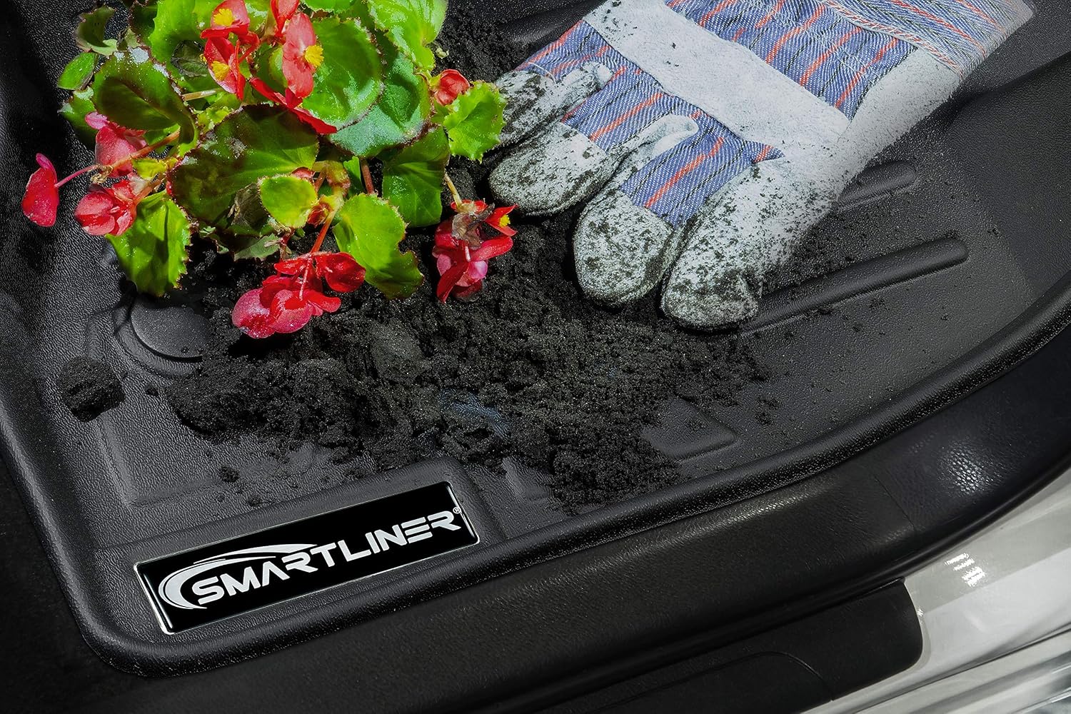 SMARTLINER Floor Mats 1st Row 1 Piece and 2nd Row Liner Set for 2002-2008 Dodge Ram 1500